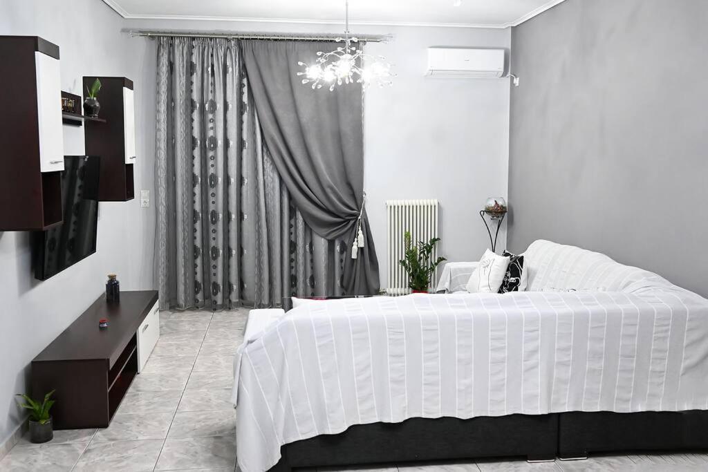 Lili'S Apartment Eleusis Exterior photo